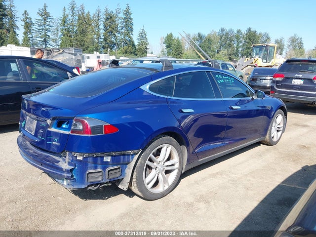 5YJSA1H20FF093274 Tesla Model S 85d