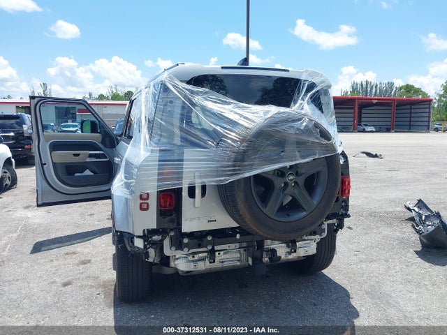 2022 Land Rover Defender, VIN: SALEP7RU9N2090527