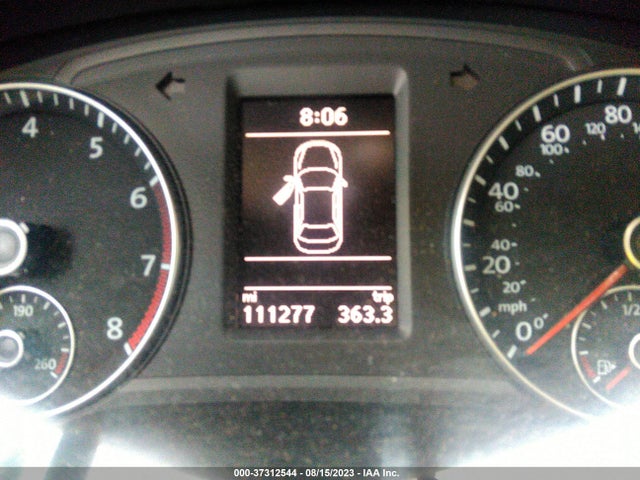 1VWBT7A31EC098637 Volkswagen Passat Se W/sunroof