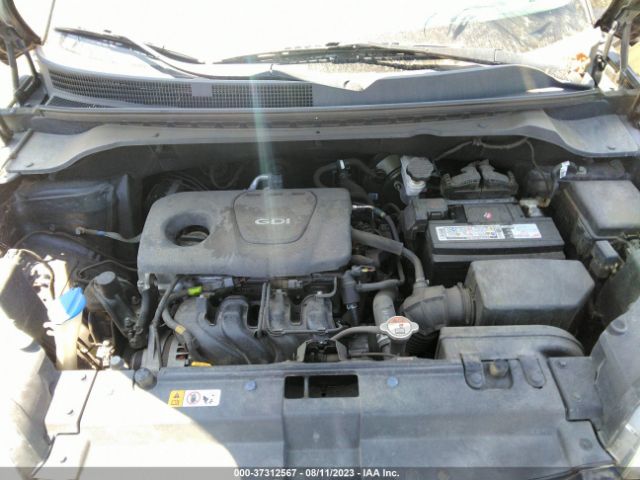 KNDJN2A28H7483256 KIA Soul Base