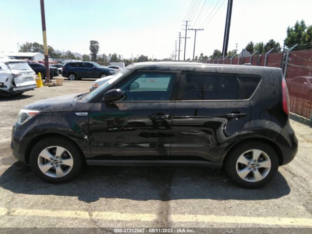 KNDJN2A28H7483256 KIA Soul Base