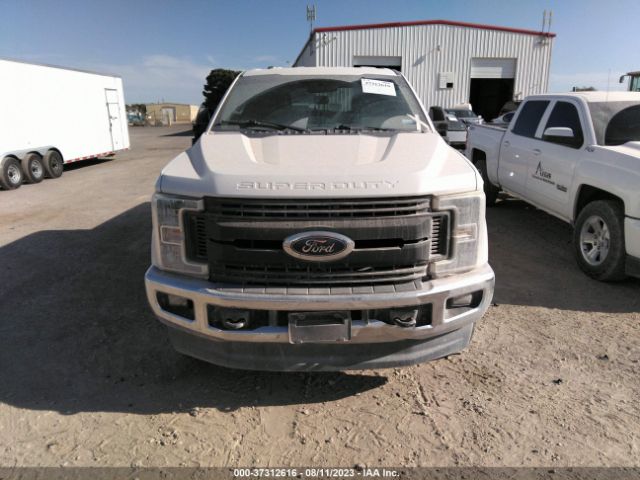 1FT7W2B6XJEB49577 Ford Super Duty F-250 Srw Xl/xlt/lariat