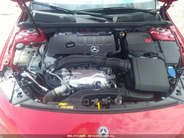 WDD3G4FB3KW019771 Mercedes-Benz A-class A 220