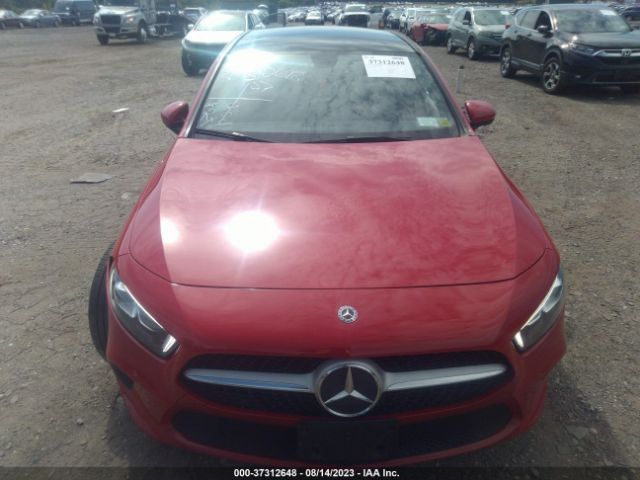 WDD3G4FB3KW019771 Mercedes-Benz A-class A 220