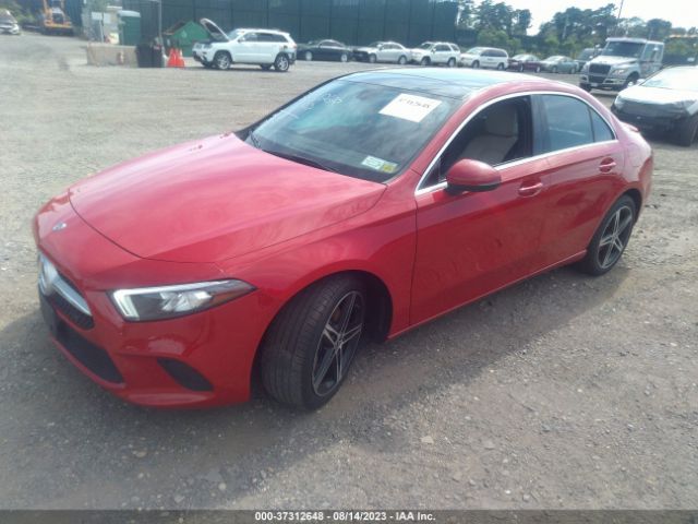 WDD3G4FB3KW019771 Mercedes-Benz A-class A 220
