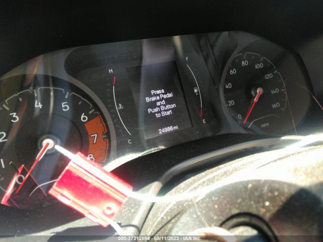 3C4NJCBB1NT103490 Jeep Compass Latitude