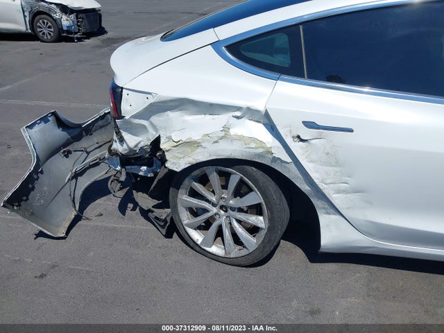 Tesla Model 3 Long Range 2020 5YJ3E1EB5LF742317 Image 13