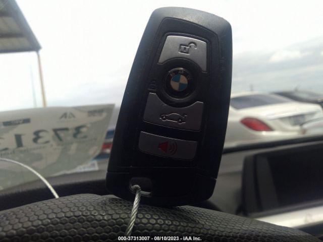WBA8A9C51JAH14274 BMW 3 Series 320i