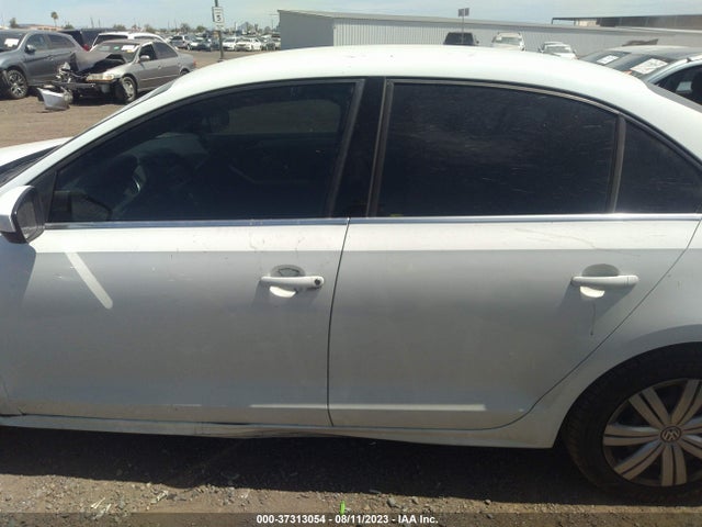 3VW2B7AJ3HM306926 Volkswagen Jetta 1.4t S