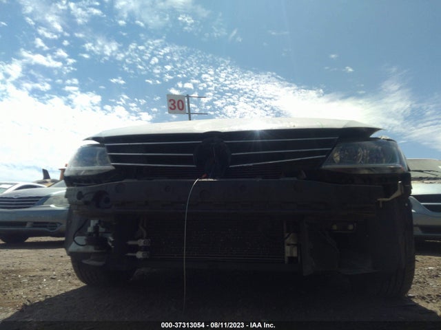3VW2B7AJ3HM306926 Volkswagen Jetta 1.4t S
