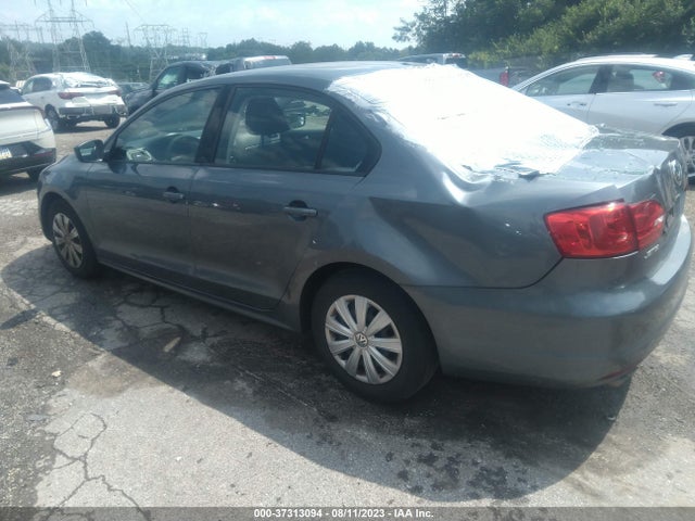 3VW2K7AJXEM309303 Volkswagen Jetta Sedan S