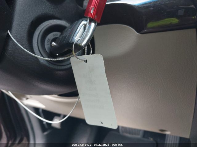 5XYKT3A6XEG478593 KIA SORENTO LX