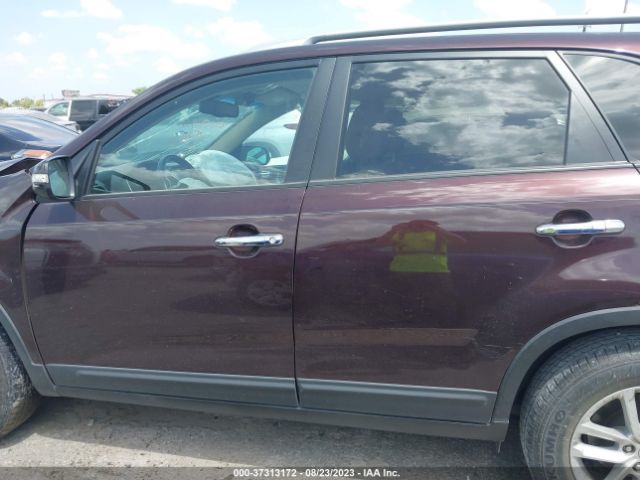 5XYKT3A6XEG478593 KIA SORENTO LX
