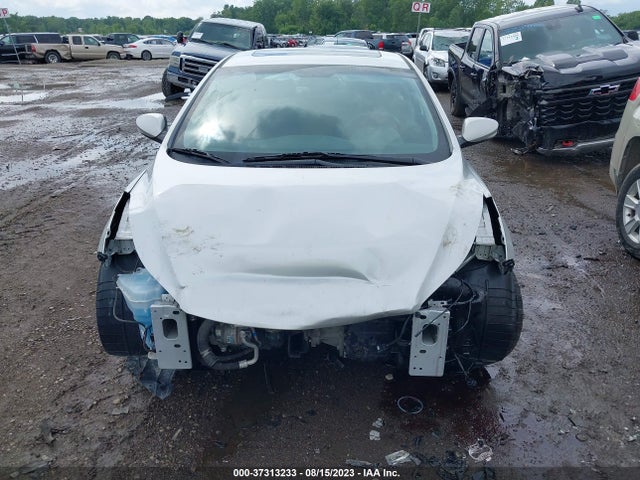 2016 HYUNDAI ELANTRA VALUE EDITION VIN: 5NPDH4AE7GH671206