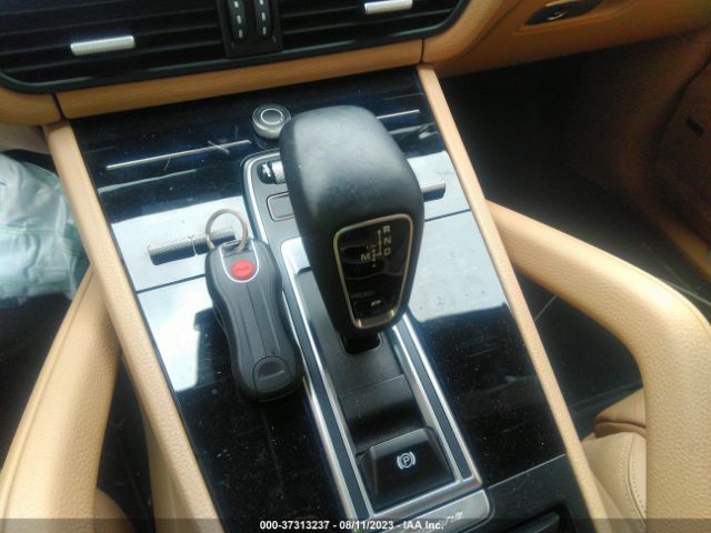 WP1AA2AY3KDA01235 Porsche Cayenne