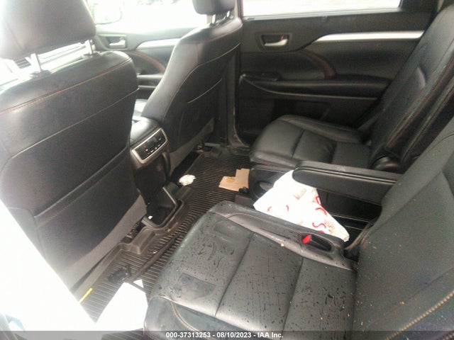 Toyota Highlander Se 2019 5TDKZRFH1KS346428 Image 8