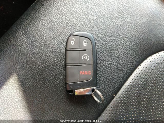 3C4NJDCB1LT233383 Jeep Compass Limited