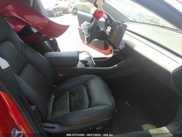 Tesla Model 3 Long Range/performance 2019 5YJ3E1EB3KF237682 Image 13
