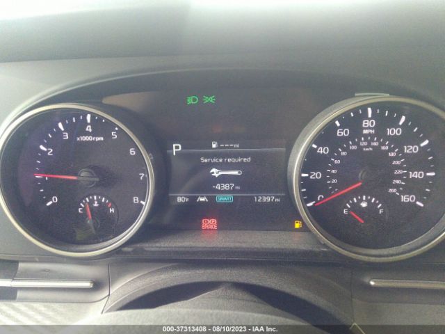 KNDNB4H33P6278646 KIA Carnival Lx