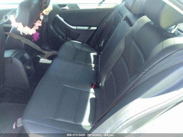 2015 VOLKSWAGEN JETTA SEDAN 1.8T SE W/CONNECTIVITY VIN: 3VWD07AJ1FM231249