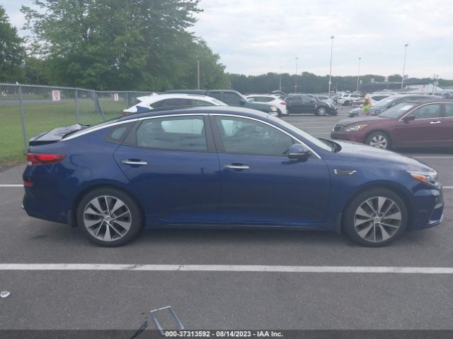 5XXGT4L36KG285646 KIA Optima S