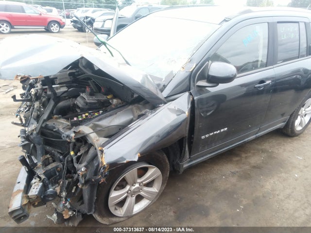 1C4NJDEB9FD271807 Jeep Compass High Altitude Edition