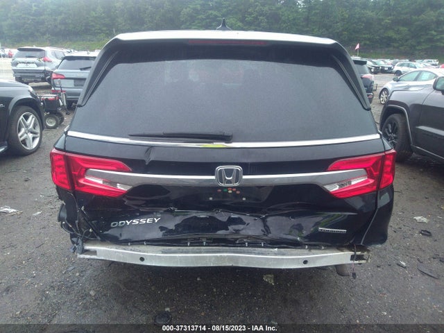 Honda Odyssey Touring 2018 5FNRL6H82JB012410 Image 16