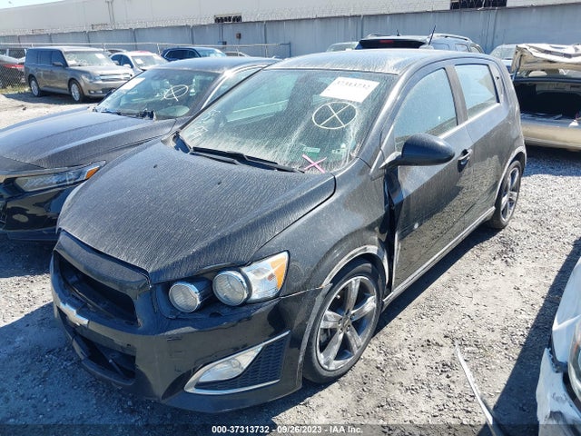 Chevrolet Sonic Rs 2016 1G1JG6SB8G4105320 Image 2