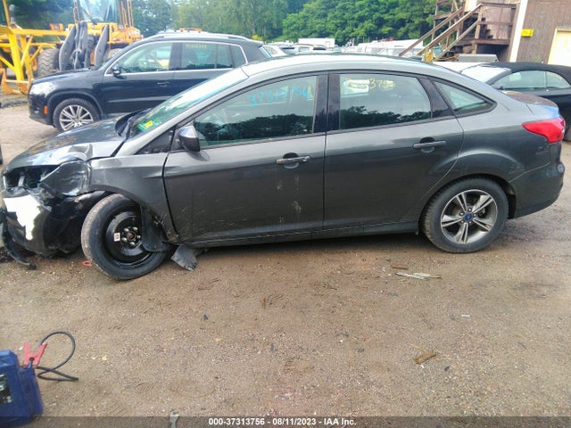 2018 FORD FOCUS SE VIN: 1FADP3FE8JL237648