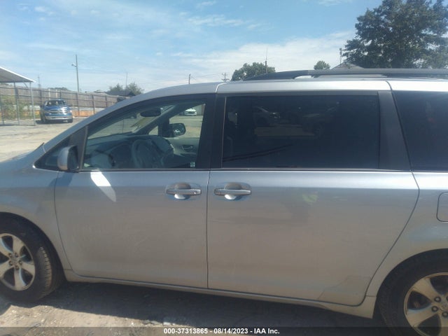 2014 TOYOTA SIENNA LE VIN: 5TDKK3DC2ES514185