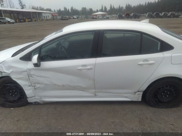 5YFEPMAE6MP211136 Toyota COROLLA LE
