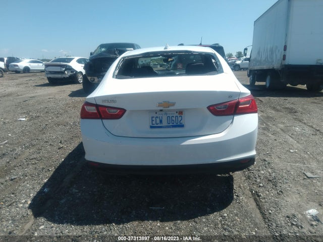 Chevrolet MALIBU LT 2018 1G1ZD5ST0JF243718 Image 16
