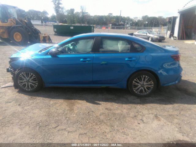 3KPF54AD4PE535726 KIA Forte Gt-line
