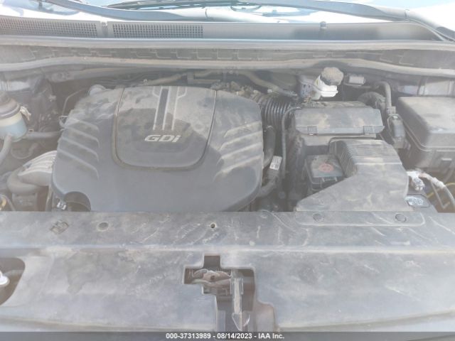 KNDMB5C17H6238711 KIA SEDONA LX