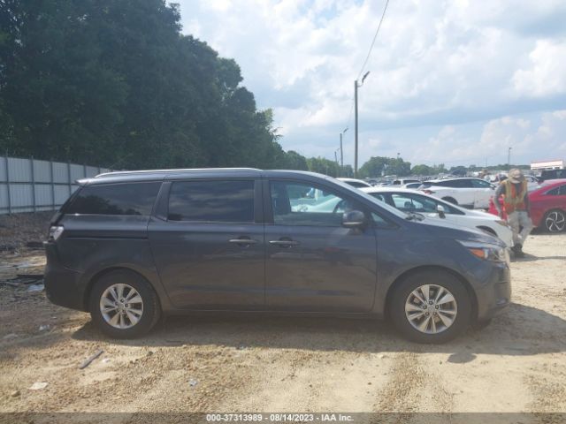 KNDMB5C17H6238711 KIA SEDONA LX