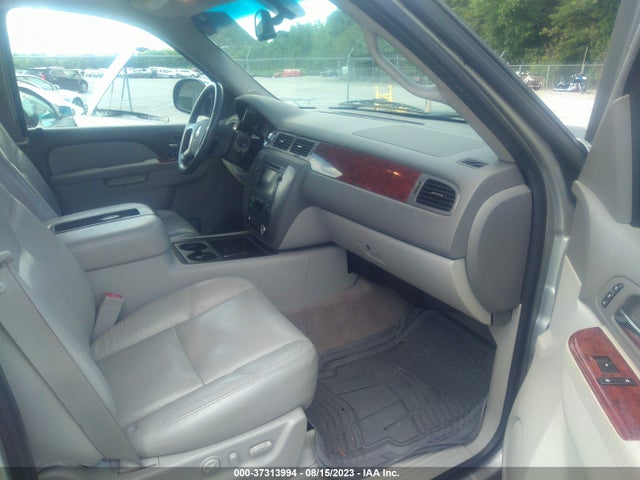 2011 GMC YUKON SLT VIN: 1GKS2CE08BR115722