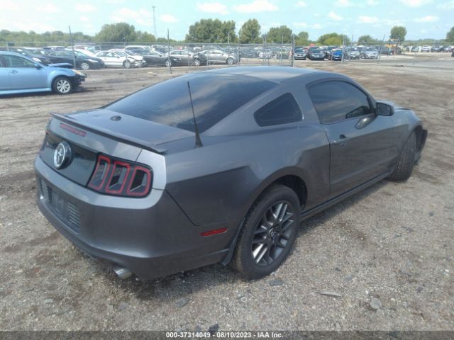 1ZVBP8AM1E5270365 Ford Mustang V6