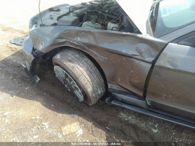 1ZVBP8AM1E5270365 Ford Mustang V6