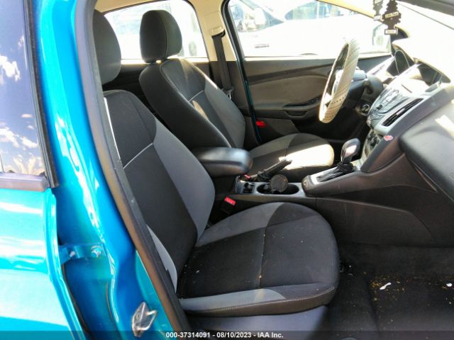 1FADP3F27EL223056 Ford FOCUS SE