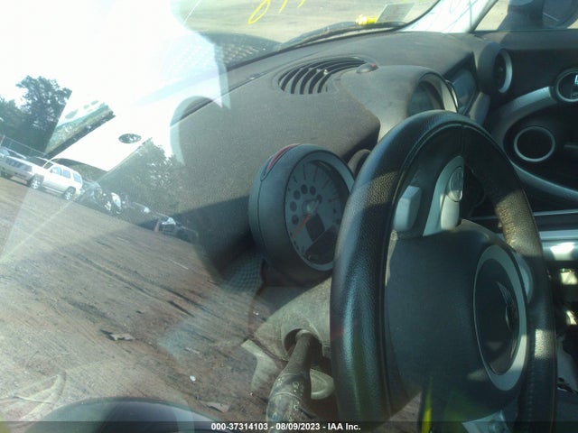 2009 MINI COOPER S WMWMF73599TW86127 Photo 6