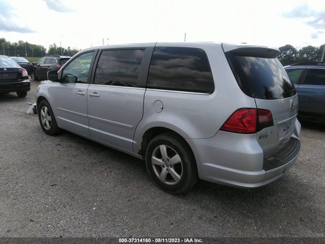 2010 VOLKSWAGEN ROUTAN SE VIN: 2V4RW3D19AR296479