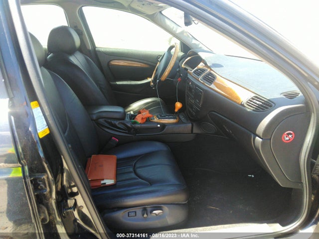 2002 JAGUAR S-TYPE VIN: SAJDA01NX2FM23890