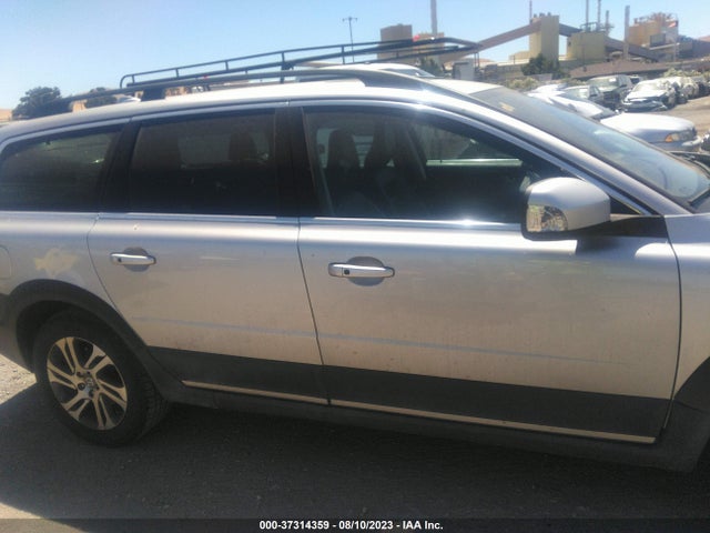 2014 Volvo XC70, VIN: YV4940BZ2E1175615