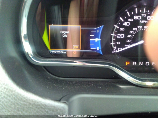 2018 Lincoln MKT, VIN: 2LMHJ5AT1JBL01690