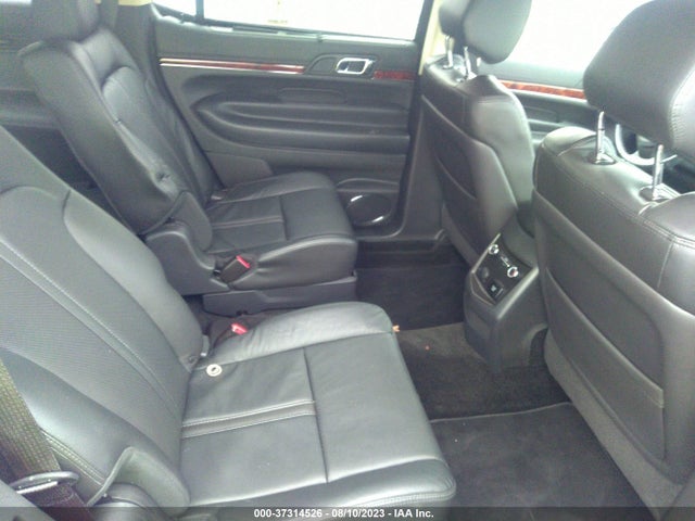 2018 Lincoln MKT, VIN: 2LMHJ5AT1JBL01690