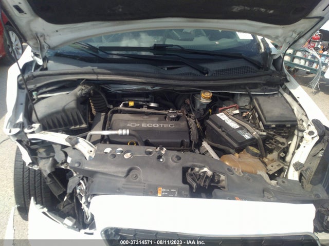 Chevrolet SONIC LS 2016 1G1JA6SH5G4105717 Image 10