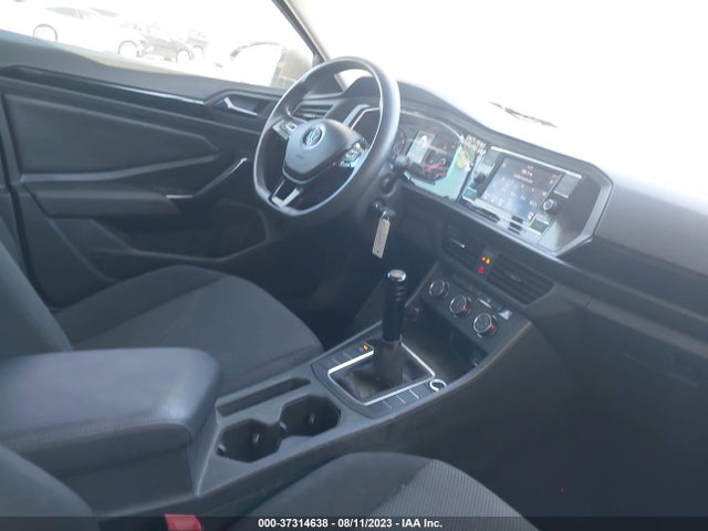 3VWN57BU8KM061030 Volkswagen JETTA S