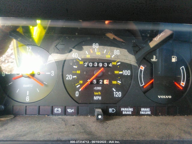 1985 VOLVO 245 DL/GL VIN: YV1AX8851F3637527