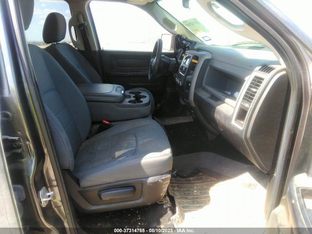1C6RR7FT5ES178755 RAM 1500 St