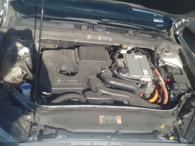 3FA6P0LU5JR221590 Ford Fusion Hybrid Se